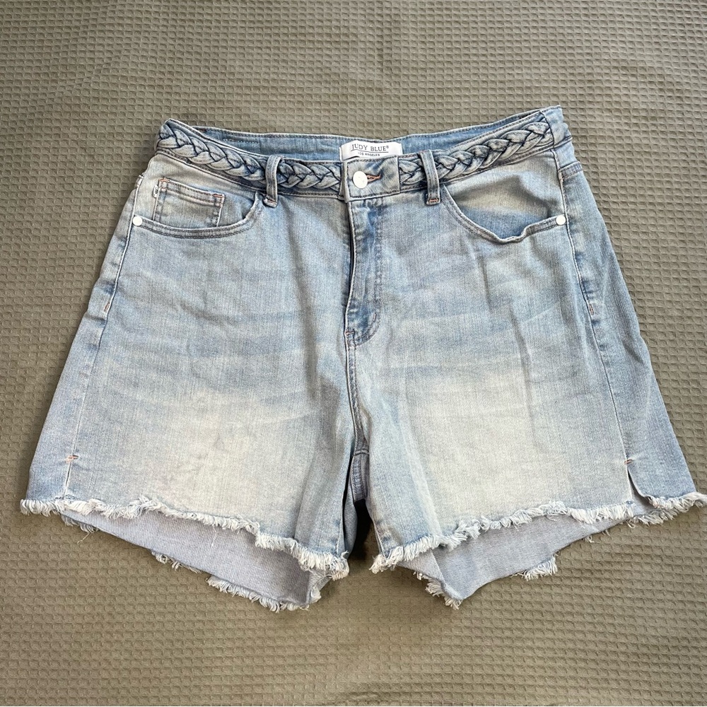 Judy Blue Denim Jean‎ Shorts 1XL Womens Braid Waist Light Wash Stretch